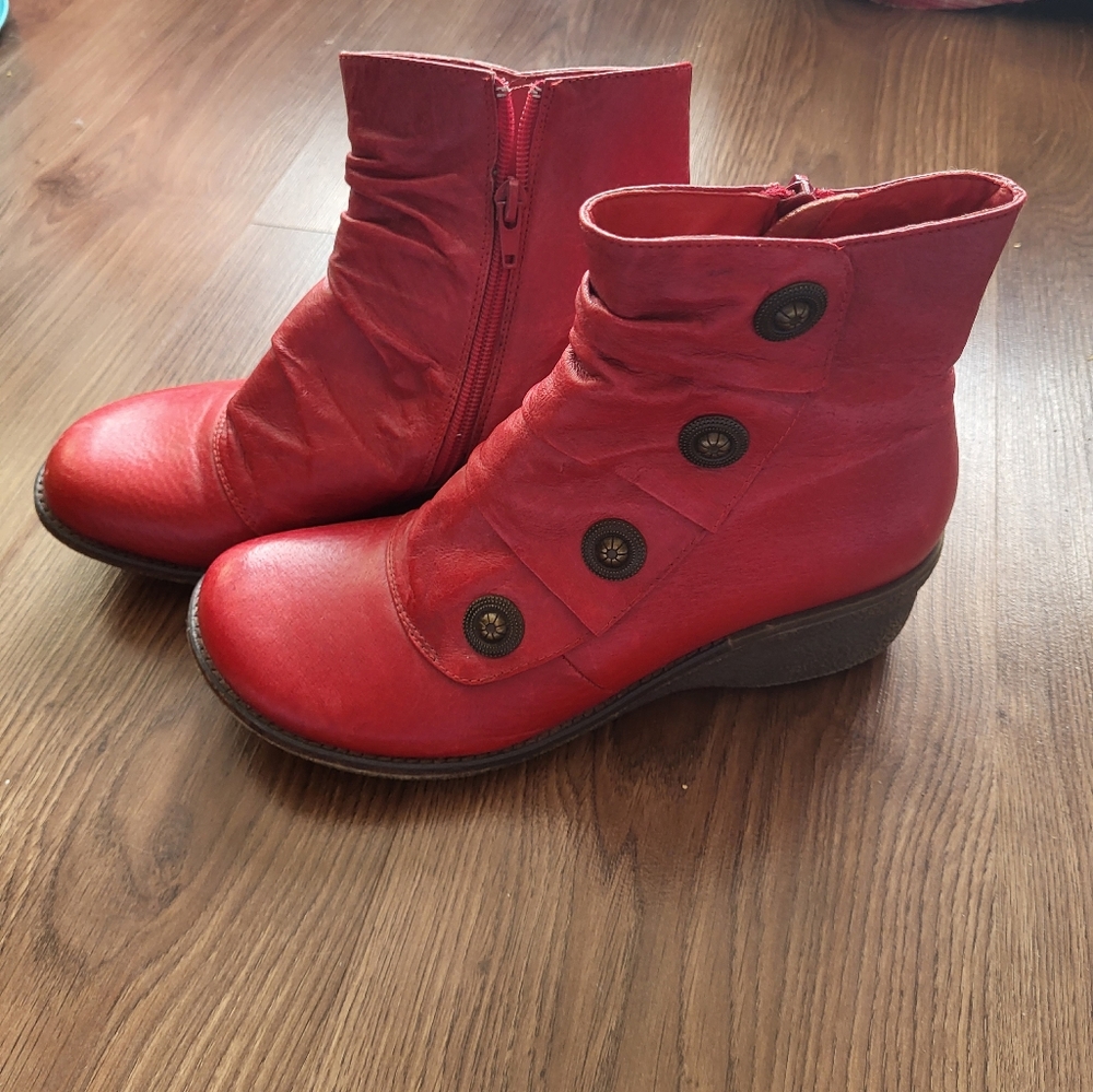 Miz Mooz Booties